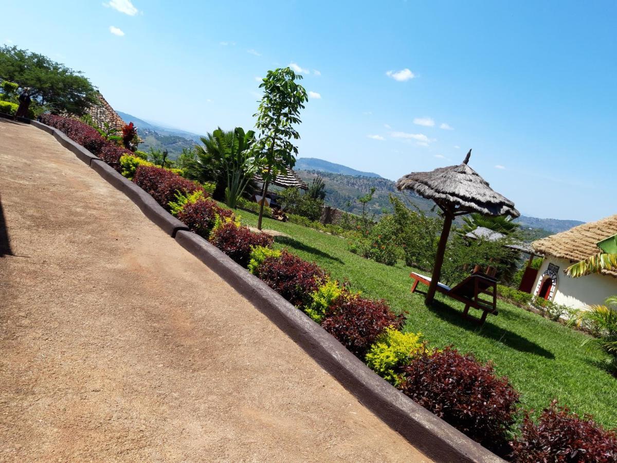 Hotel Nena House Rusatira Exterior foto